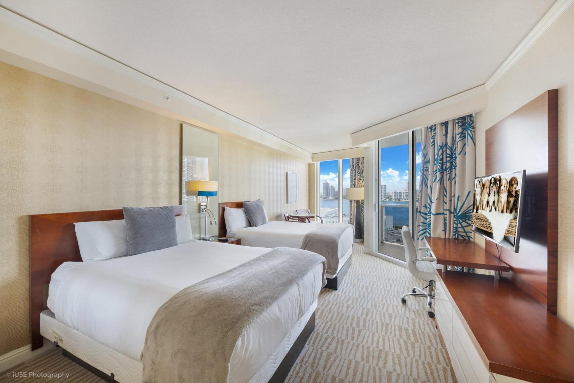 15Th Floor Luxury Suite At Trump Int Resort ซันนีไอลส์บีช ภายนอก รูปภาพ
